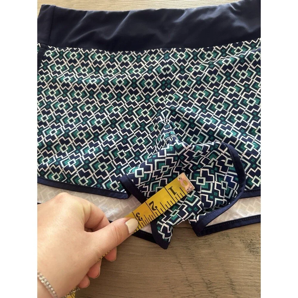 Tommy Bahama Island Active Women's Board Shorts Size XS Blue Blue Geometric